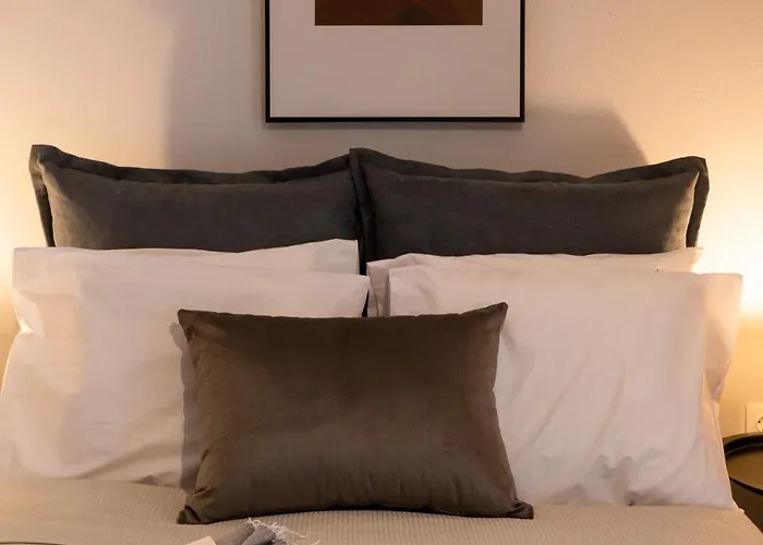 Chic With Balcony * 塞萨洛尼基