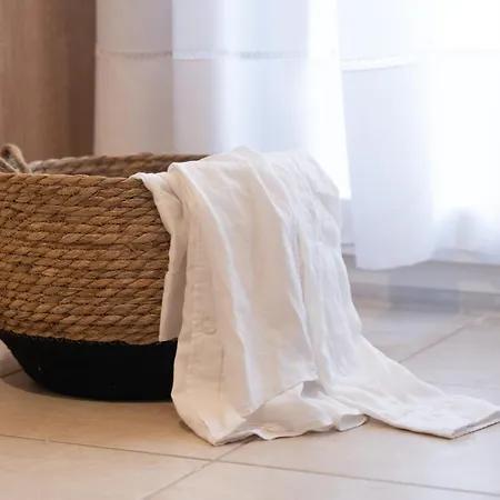 דירה Chic With Balcony *