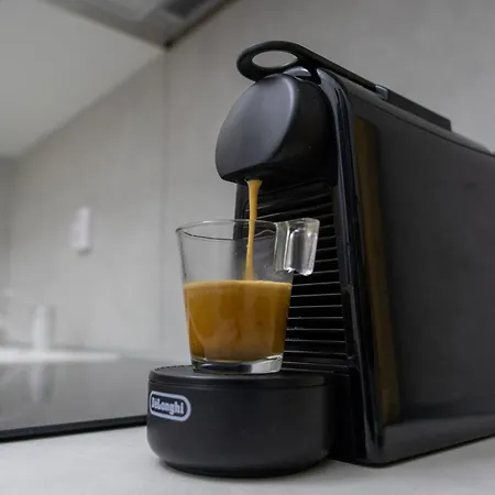 Chic With Balcony סלוניקי