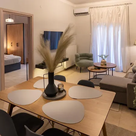 Chic With Balcony * סלוניקי