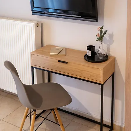 דירה Chic With Balcony *