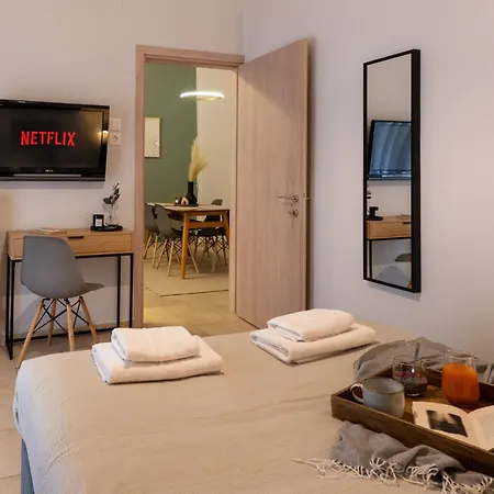 Apartment Chic With Balcony Thessaloniki