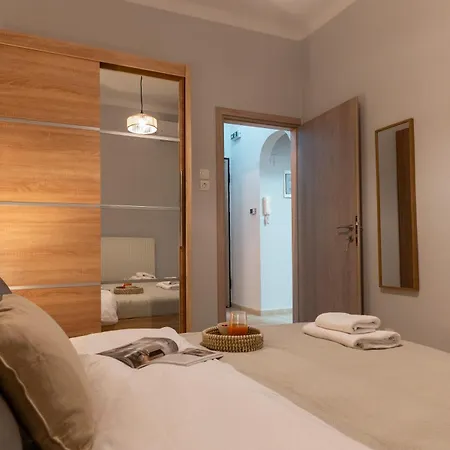 Apartment Chic With Balcony Thessaloniki