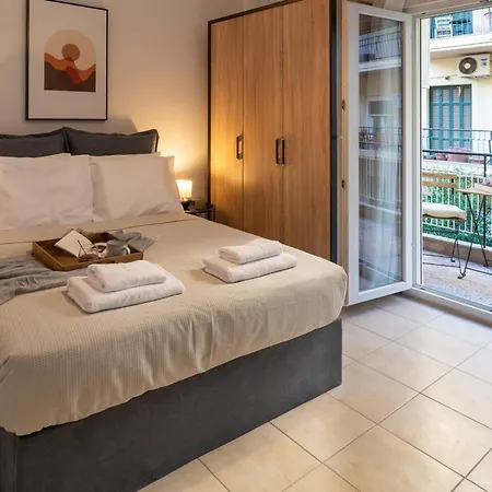 Apartment Chic With Balcony